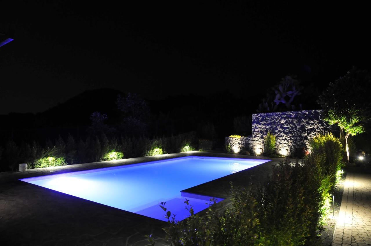 La Casa Dell'Alloro Zafferana Etnea Exteriör bild
