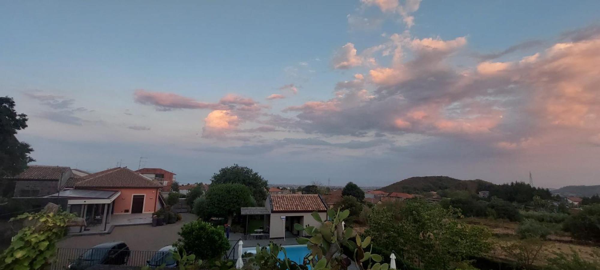 La Casa Dell'Alloro Zafferana Etnea Exteriör bild